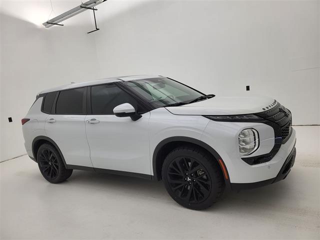 2022 Mitsubishi Outlander