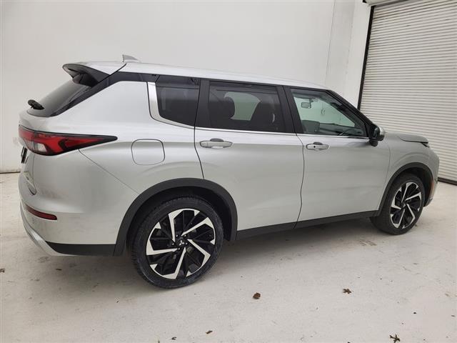 2024 Mitsubishi Outlander