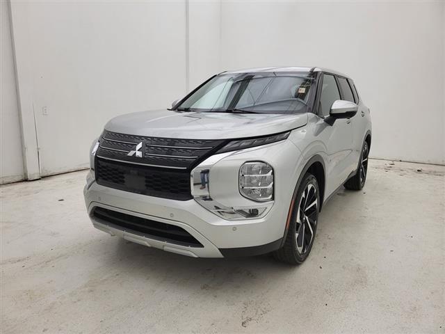 2024 Mitsubishi Outlander