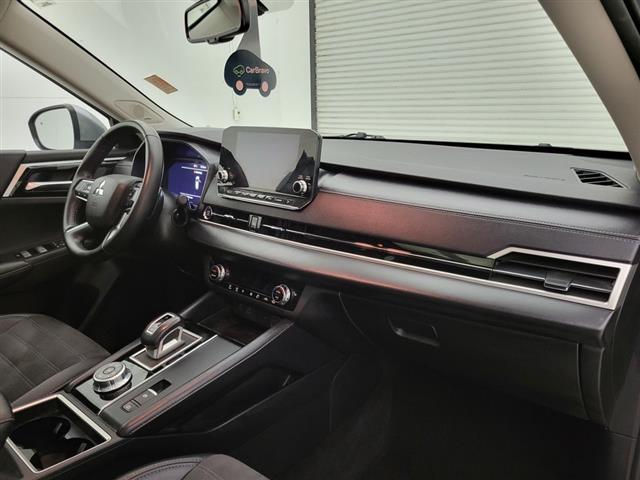 2024 Mitsubishi Outlander