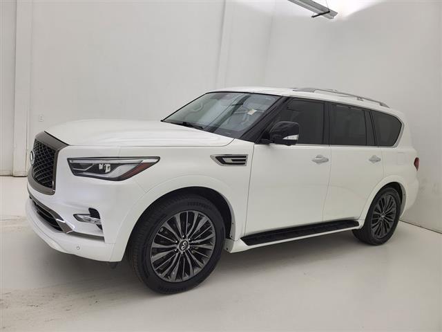 2021 INFINITI QX80