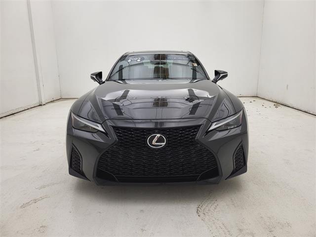 2023 Lexus IS