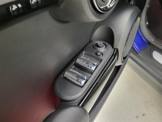 2019 MINI Convertible