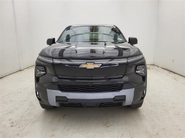 2025 Chevrolet Silverado EV