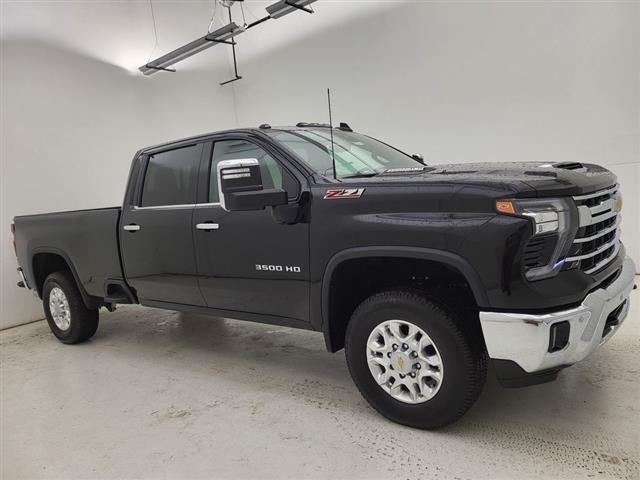 2025 Chevrolet Silverado 3500HD