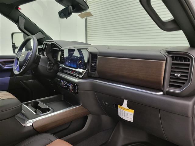 2025 Chevrolet Silverado 3500HD