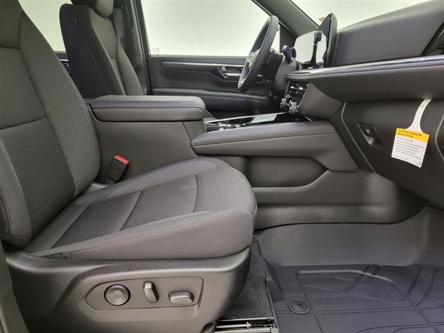 2025 Chevrolet Suburban