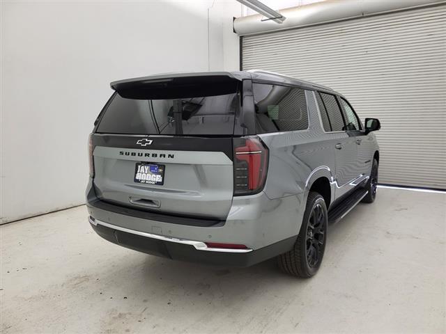 2025 Chevrolet Suburban