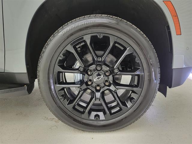 2025 Chevrolet Suburban