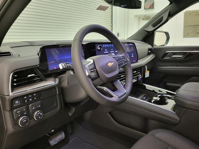 2025 Chevrolet Suburban