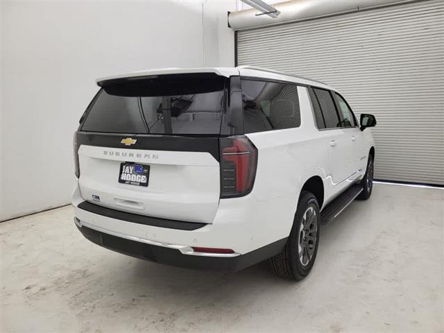 2025 Chevrolet Suburban