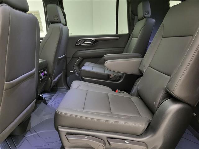 2026 Chevrolet Suburban