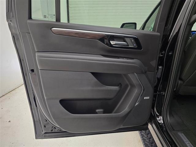 2025 Chevrolet Suburban