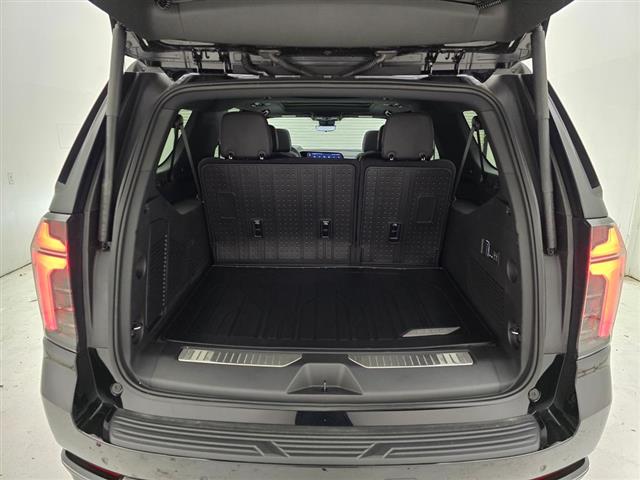 2025 Chevrolet Suburban