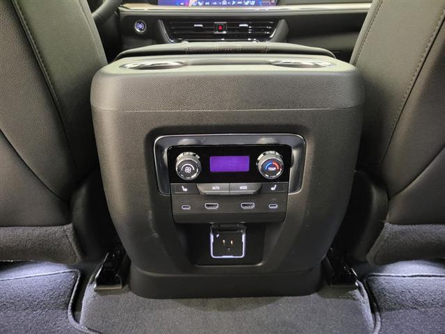 2025 Chevrolet Suburban