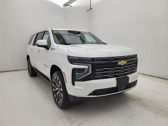 2025 Chevrolet Suburban