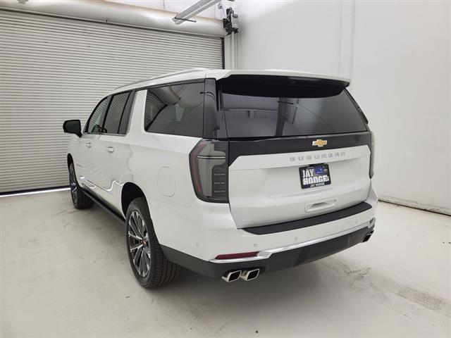 2025 Chevrolet Suburban