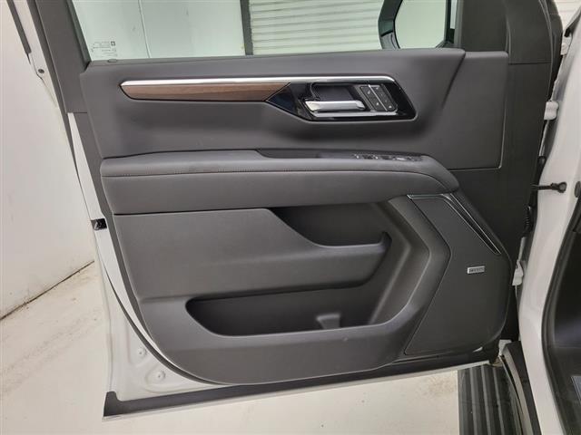 2025 Chevrolet Suburban