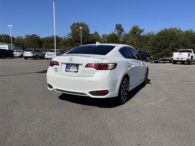 2018 Acura ILX