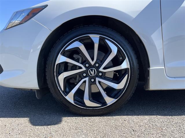 2018 Acura ILX