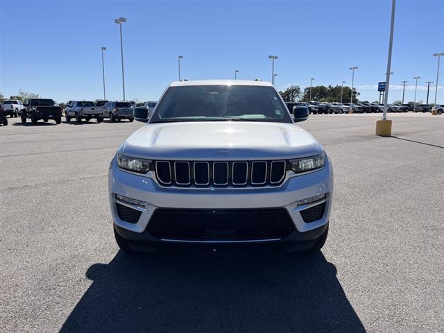 2022 Jeep Grand Cherokee