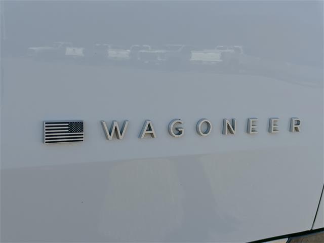 2022 Jeep Wagoneer