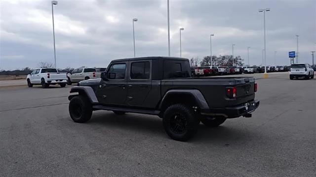 2022 Jeep Gladiator