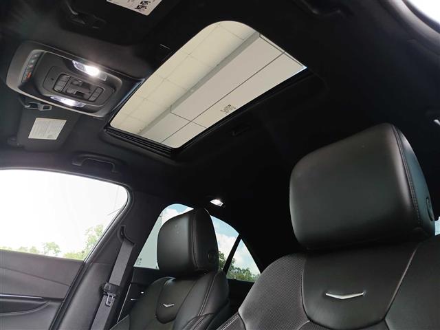 2023 Cadillac CT4