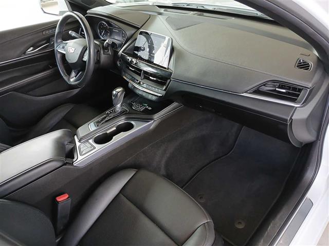 2023 Cadillac CT4