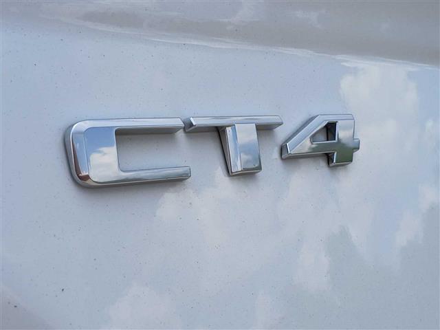 2023 Cadillac CT4