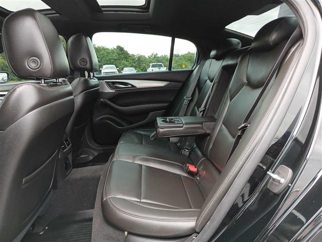 2024 Cadillac CT5