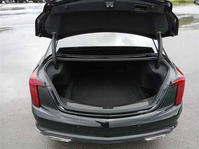 2024 Cadillac CT5