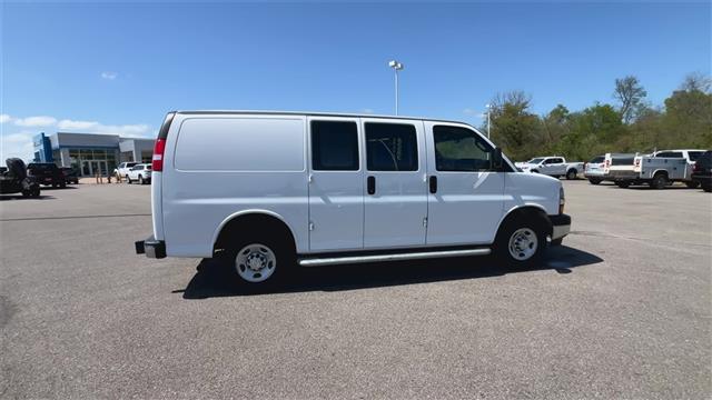 2023 Chevrolet Express Cargo Van