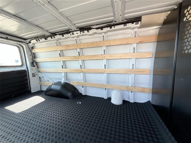 2023 Chevrolet Express Cargo Van