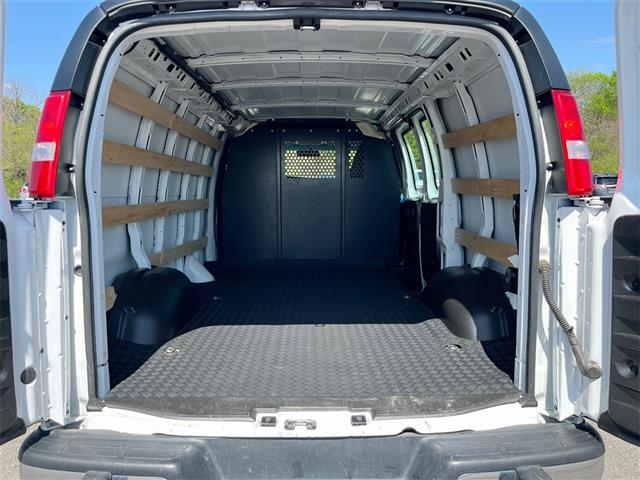2023 Chevrolet Express Cargo Van