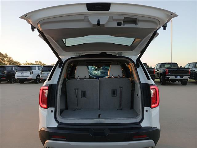 2023 GMC Acadia