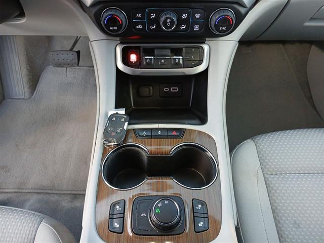 2023 GMC Acadia