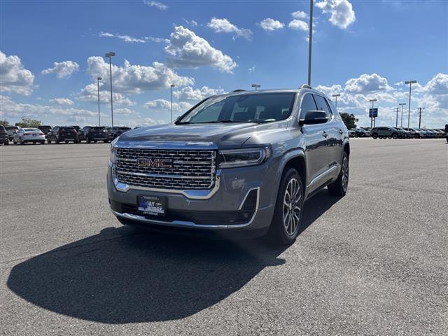 2022 GMC Acadia