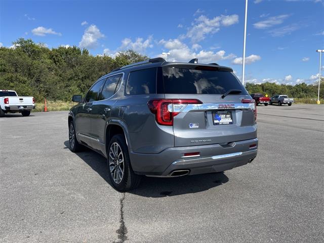 2022 GMC Acadia