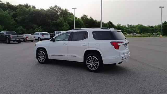 2023 GMC Acadia