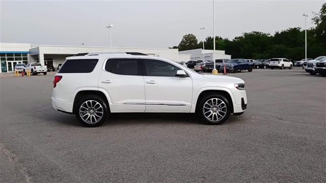 2023 GMC Acadia