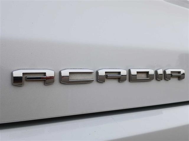 2023 GMC Acadia