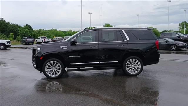 2024 GMC Yukon