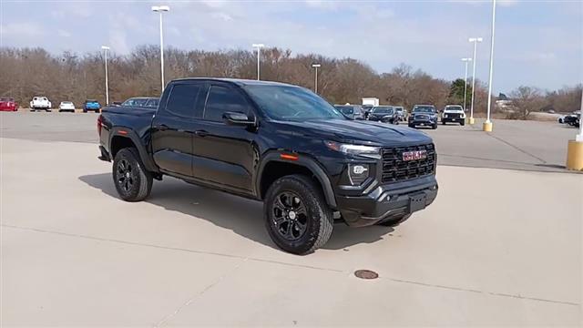 2024 GMC Canyon