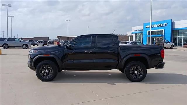 2024 GMC Canyon