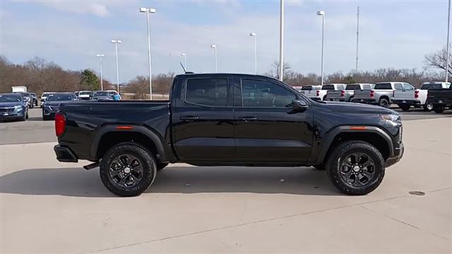 2024 GMC Canyon