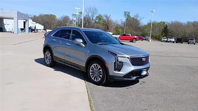 2024 Cadillac XT4