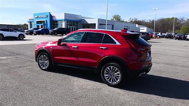 2024 Cadillac XT4