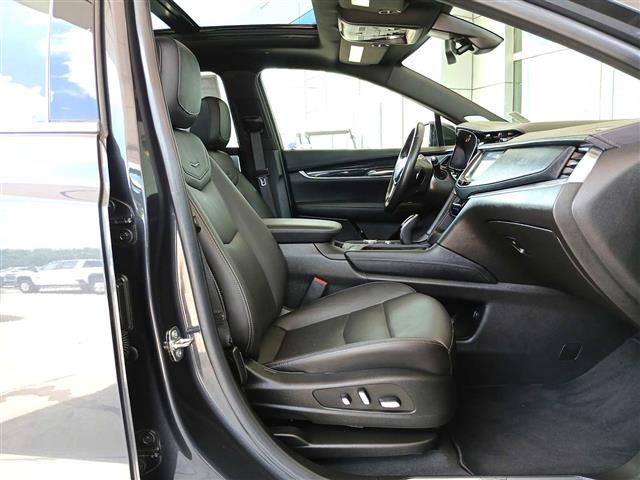2023 Cadillac XT5