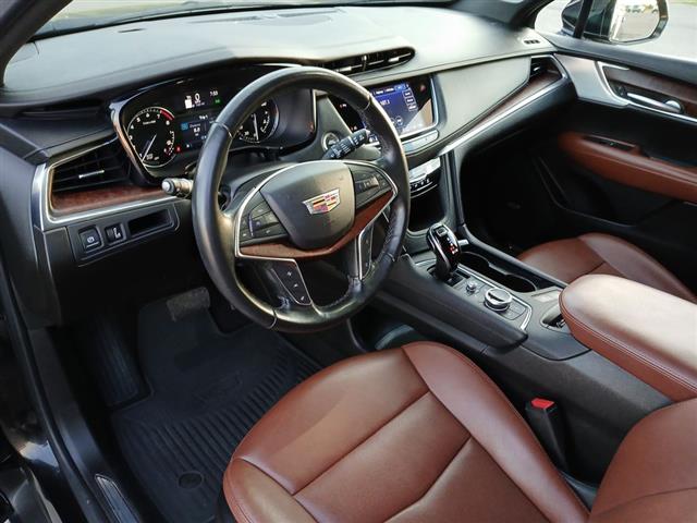 2023 Cadillac XT5